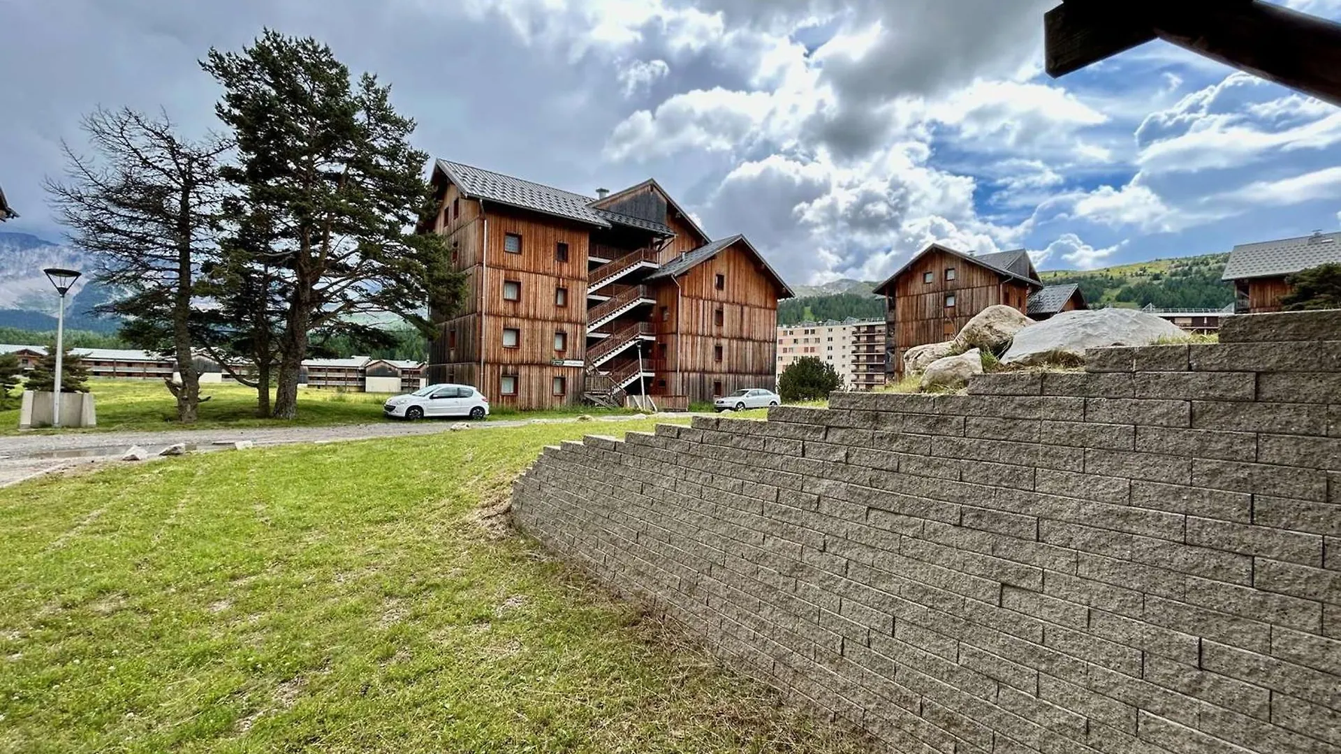 Apartment Appartement 4 Pers. Avec Terrasse Proche Telesiege - Superdevoluy - Fr-1-525-289